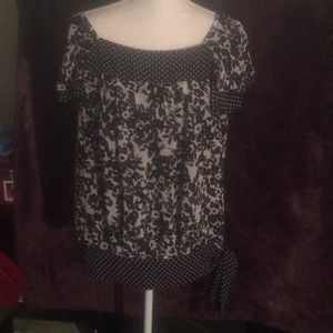 XL Dress Barn Black/White Blouse